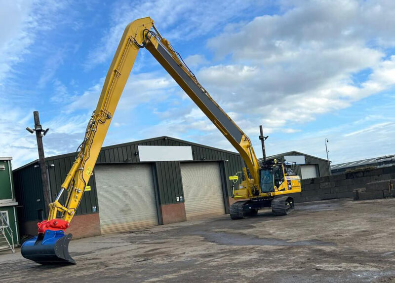 Komatsu Excavator Long Boom